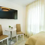 Hotel Twentyfour Living 2*