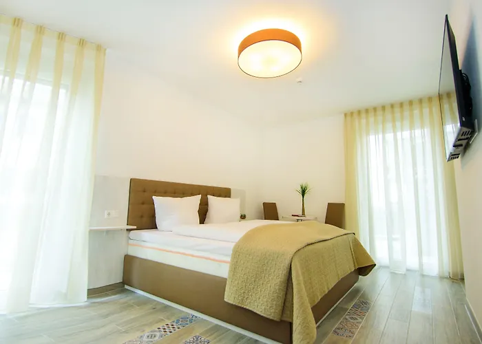 Filderhof מלון 2*