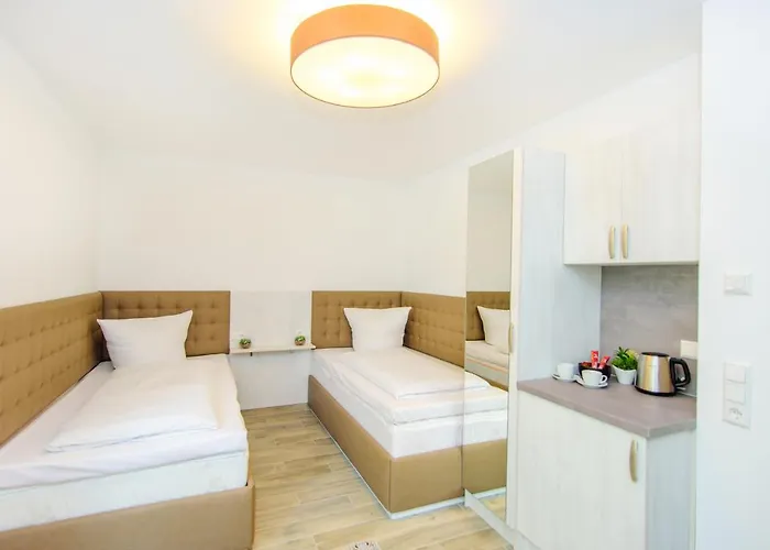 מלון Filderhof 2*