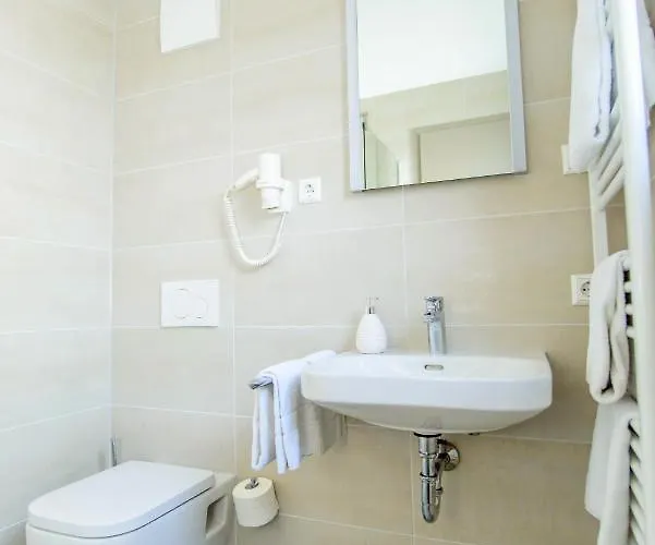 Twentyfour Living Hotel